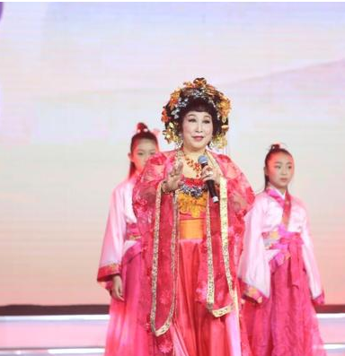 王老师.png 王老师.png